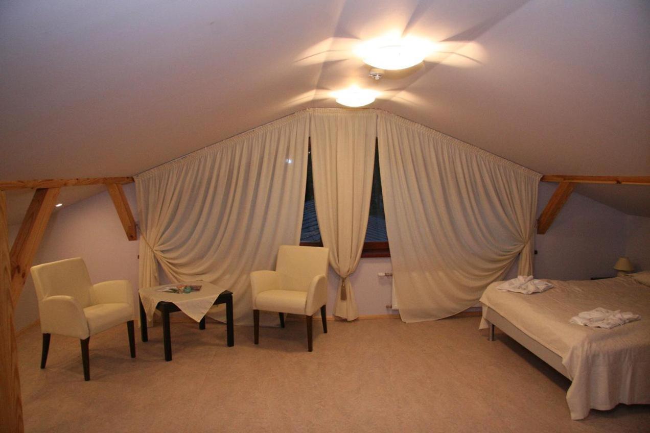 Room In Bb - Valensija - Suite For Two In Nice Hotel Jūrkalne Eksteriør billede