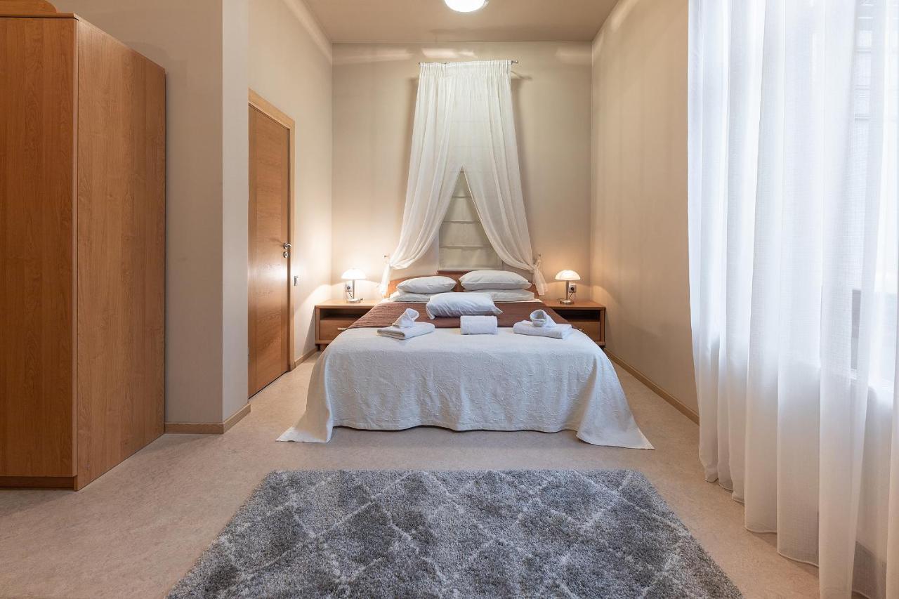 Room In Bb - Valensija - Suite For Two In Nice Hotel Jūrkalne Eksteriør billede
